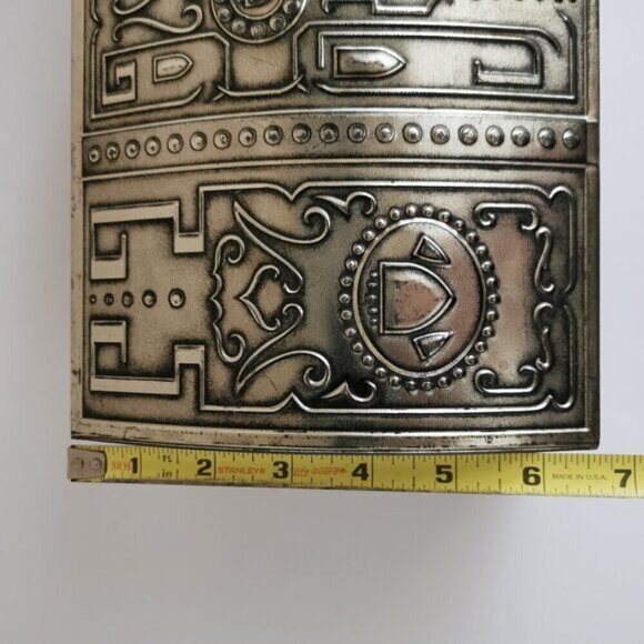 Vintage Holland Treasure Chest Tin Metal Victoria Biscuit Hinged Lid Kids Toy - Picture 8 of 10